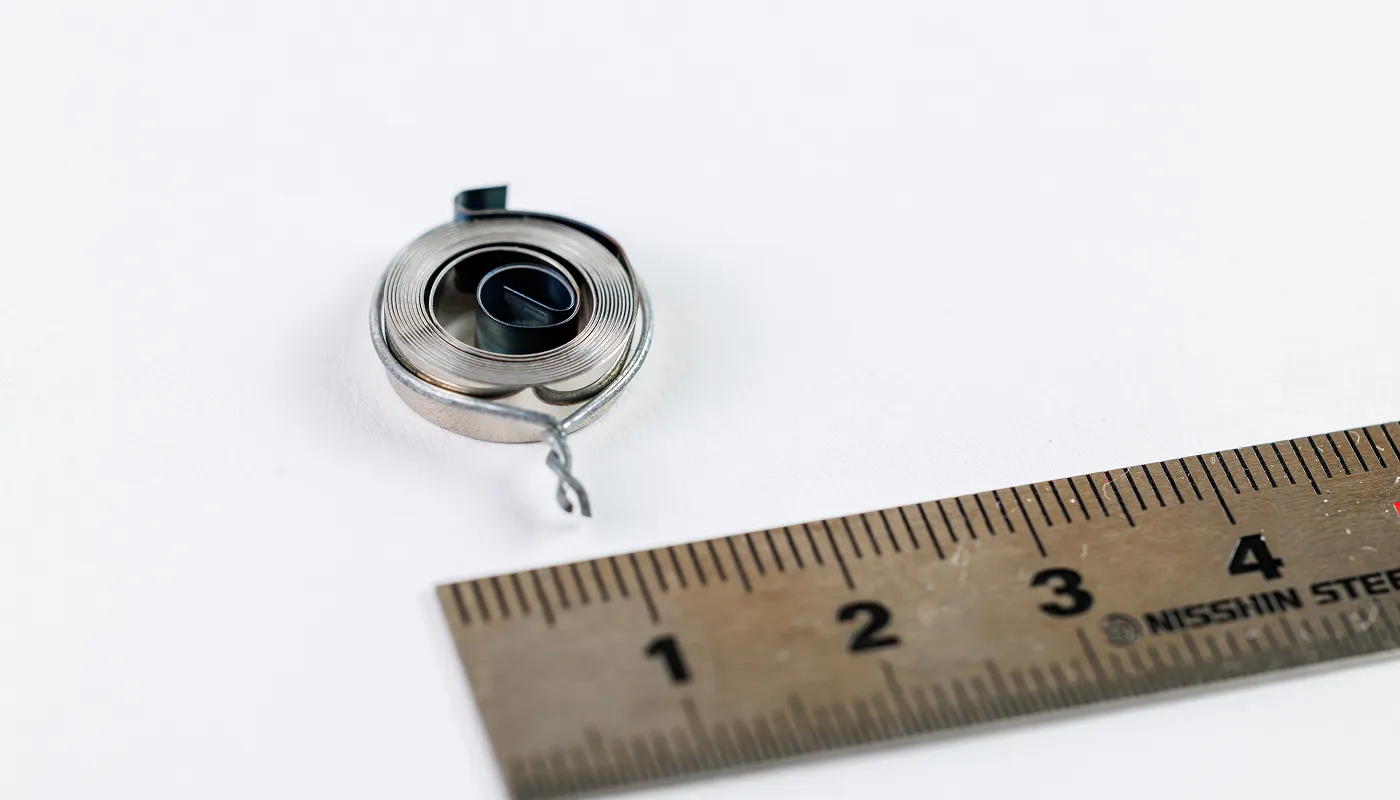 接触形ゼンマイ