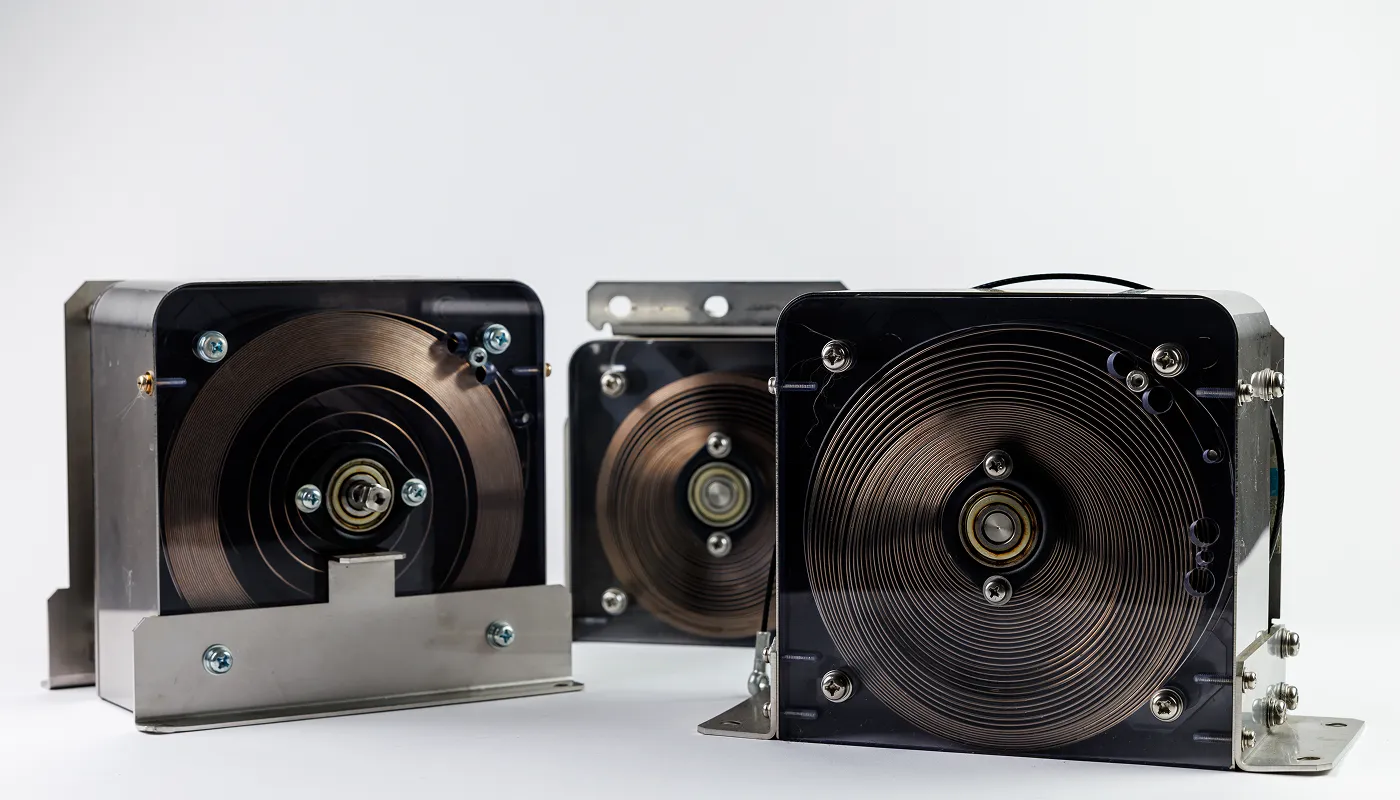 接触形ゼンマイ